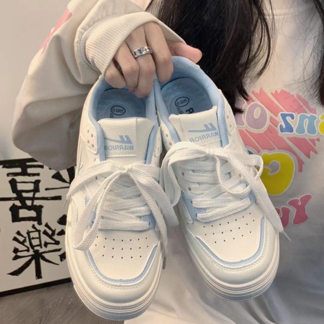 #今天穿什么香 #ootd #最百搭的鞋 #小白鞋 #百搭小白鞋 #增高厚底鞋 #潮鞋 #鞋控的日常